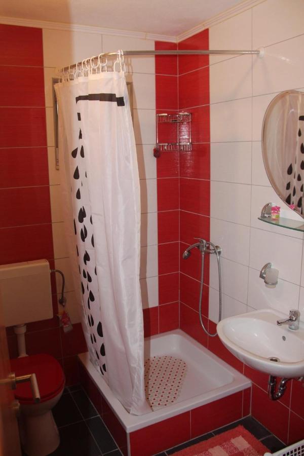 Apartmani Nima Тучепи Екстер'єр фото
